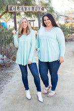 Load image into Gallery viewer, Mint Julep Babydoll Tunic
