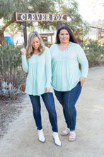 Load image into Gallery viewer, Mint Julep Babydoll Tunic
