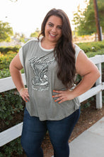 Load image into Gallery viewer, Vintage Free Spirit Short Sleeve Top
